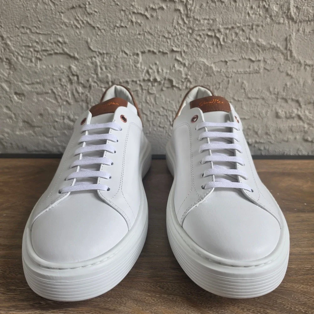 Good Man Legend London Sneackers Mens 8.5 White Nappa & Brown Vachetta Leather